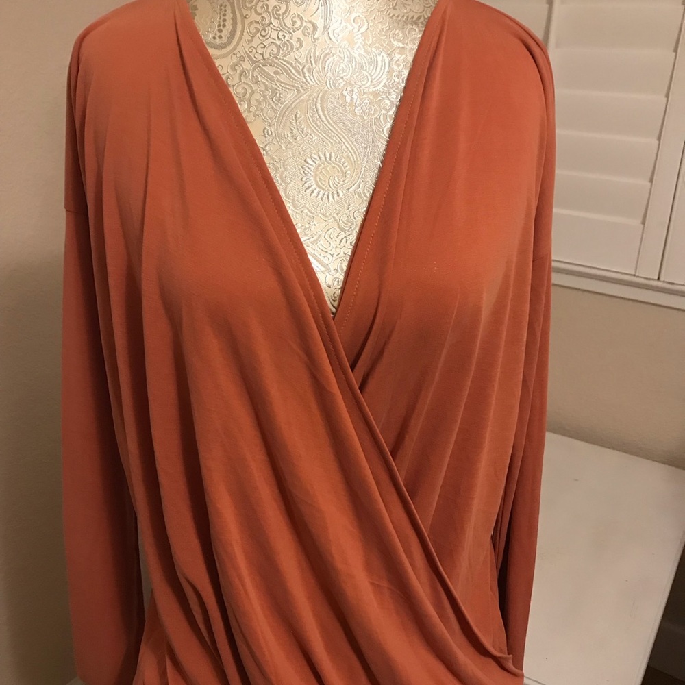 NWOT Abercrombie & fitch burnt orange top.